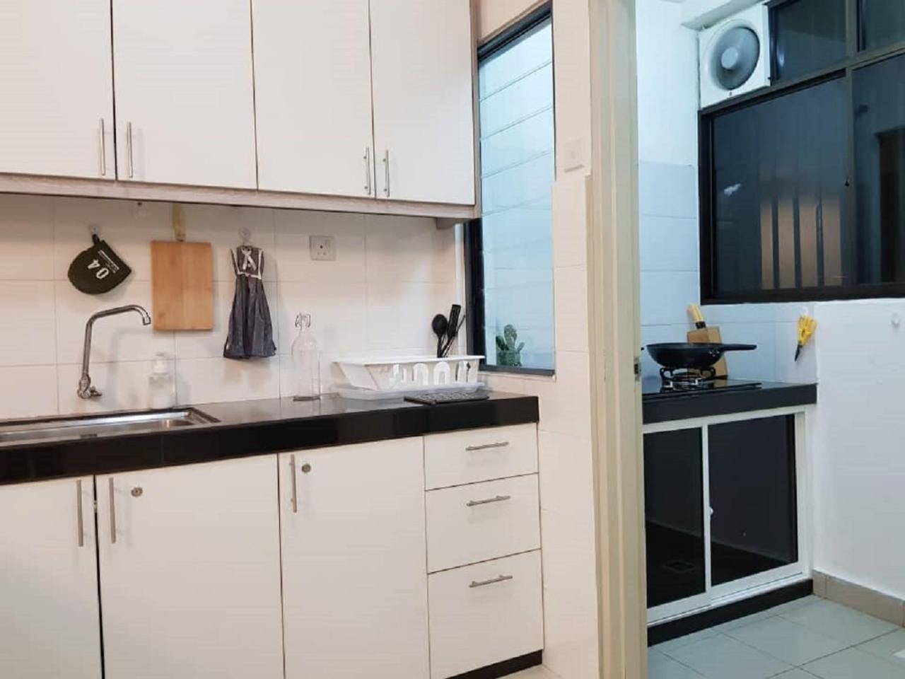 Puchong 8-12 Pax 5Min Lrt Cozy Apartment Ioi Mall Exteriér fotografie