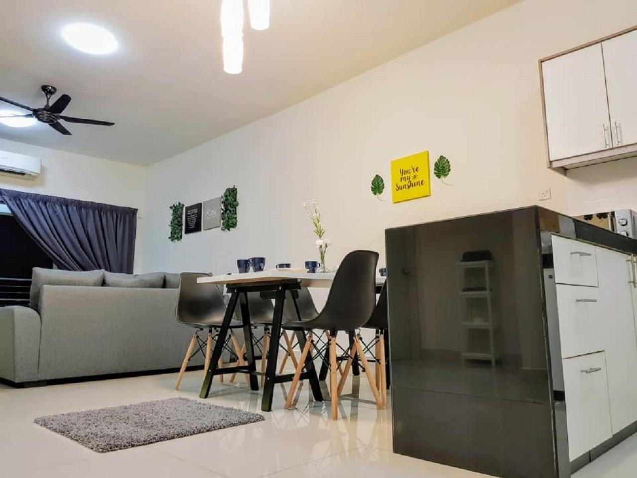 Puchong 8-12 Pax 5Min Lrt Cozy Apartment Ioi Mall Exteriér fotografie